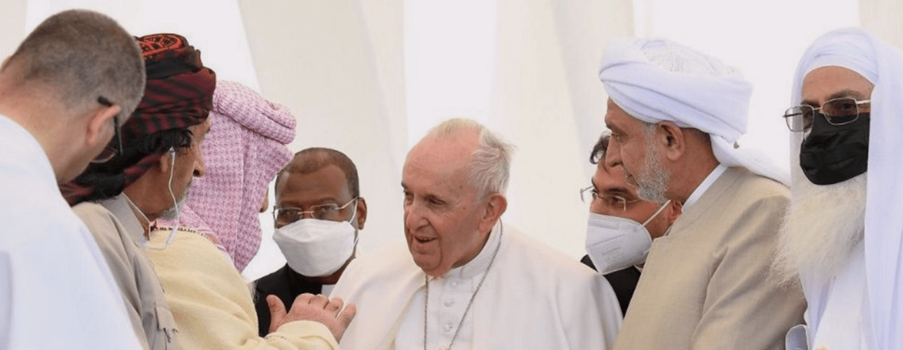 LE PAPE FRANÇOIS PARLE AVEC DES MUSULMANS