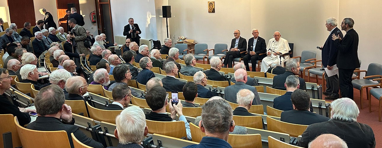 « NE CRAIGNEZ RIEN » Le pape François rencontre les jésuites en Belgique